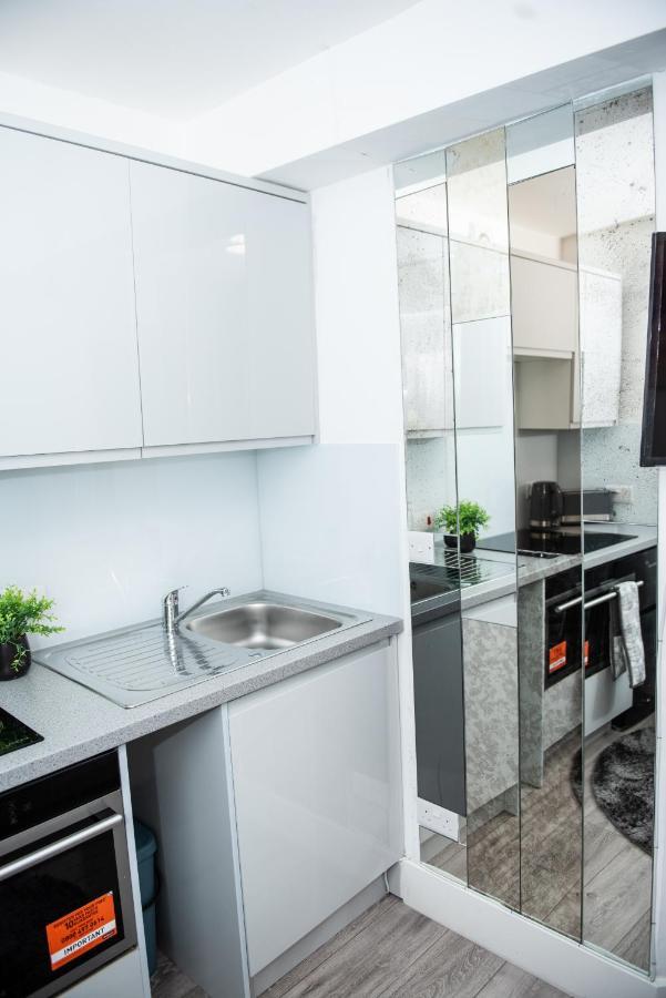 Small But Cozy Studio, Great Tube Connection Appartement *